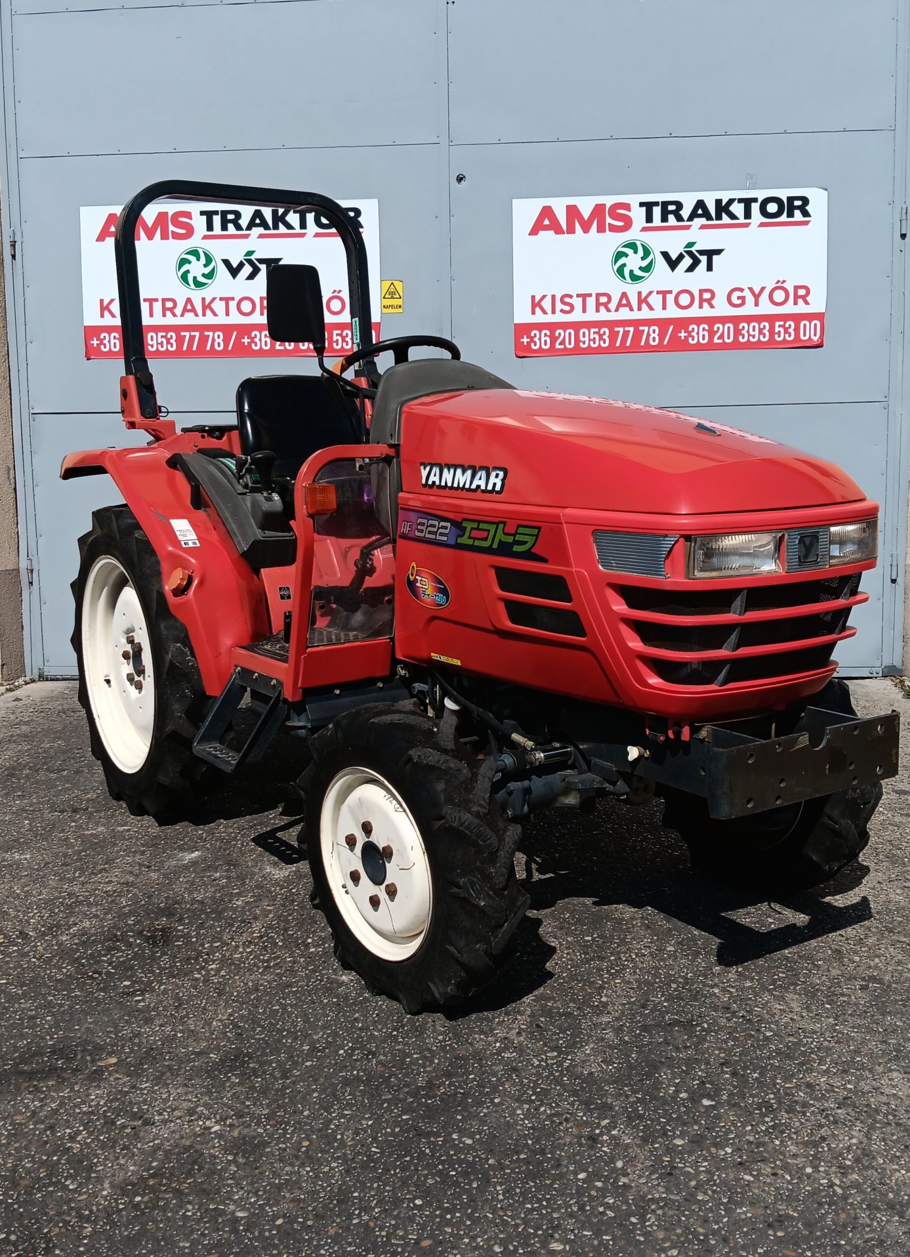 Yanmar EF322 összkerekes, szervos 22 Le traktor, gyári talajmaróval